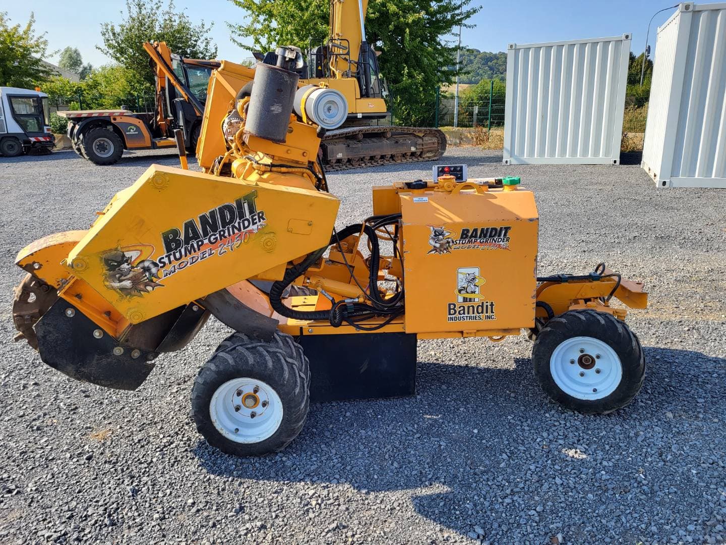 Rogneuse de souches BANDIT 2450