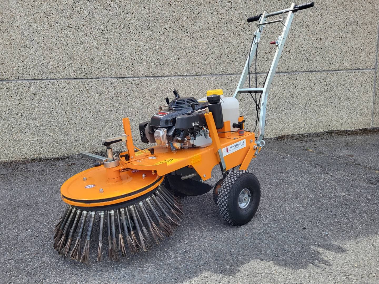 Désherbeuses à brosse Michaelis KM-SV