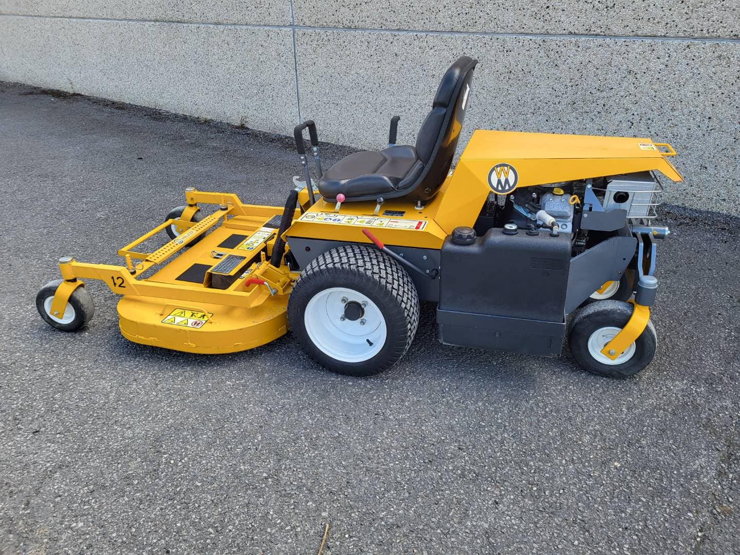 Tondeuse autoportée WALKER MB18-36